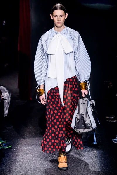 Look 6